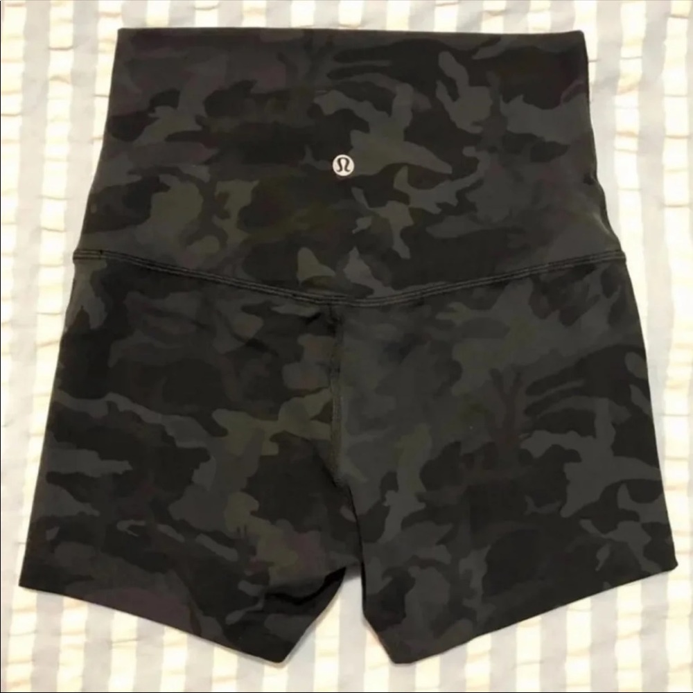 Lululemon Align 4" SHR Camo Grey 6